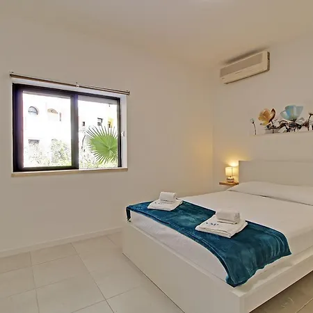 Nautilus Sun Apartment